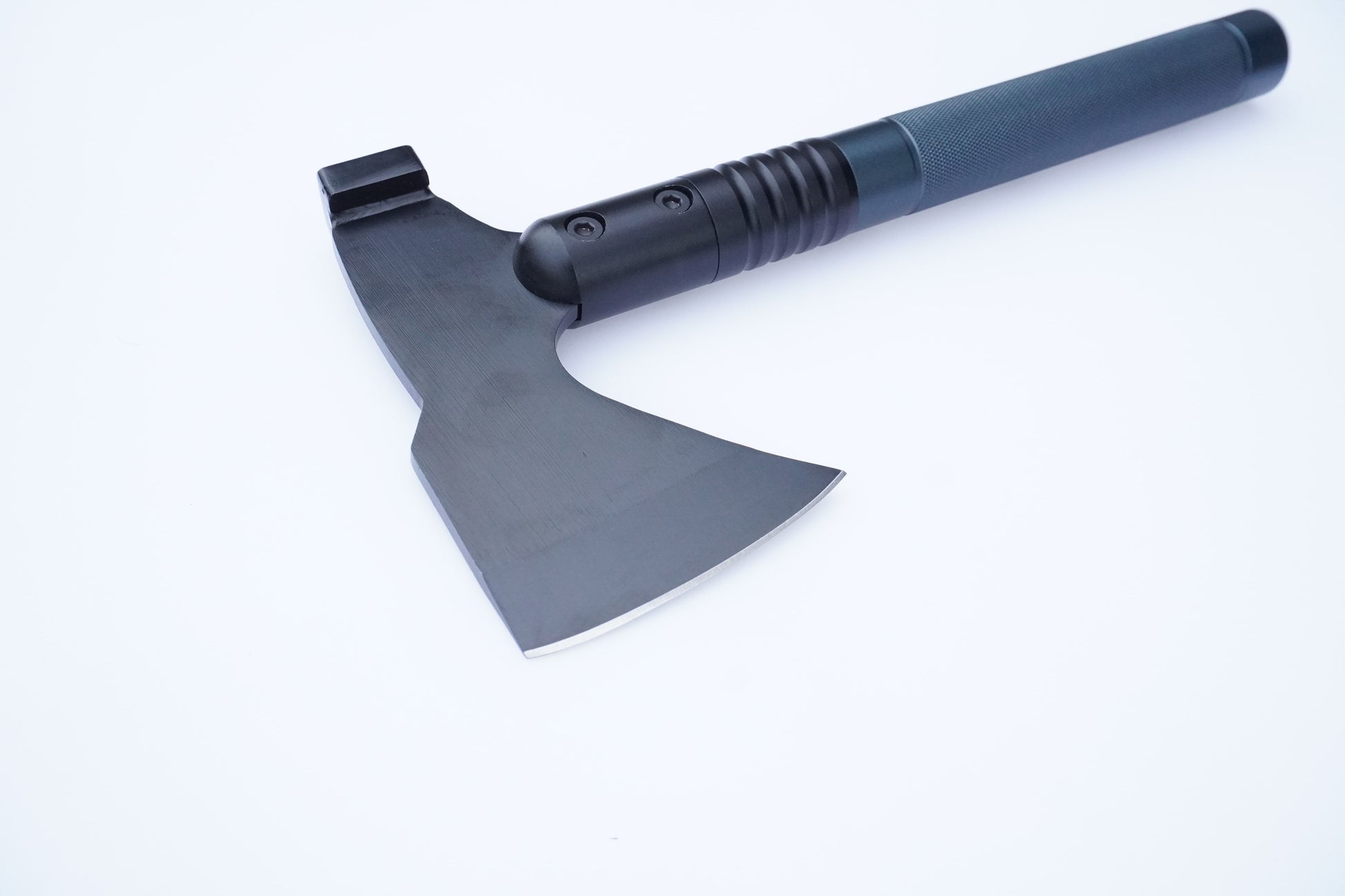 AXE ATTACHMENT FOR THE STICK